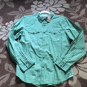 Men’s plaid shirt